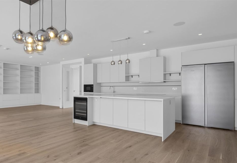 Copse Hill, Wimbledon, SW20