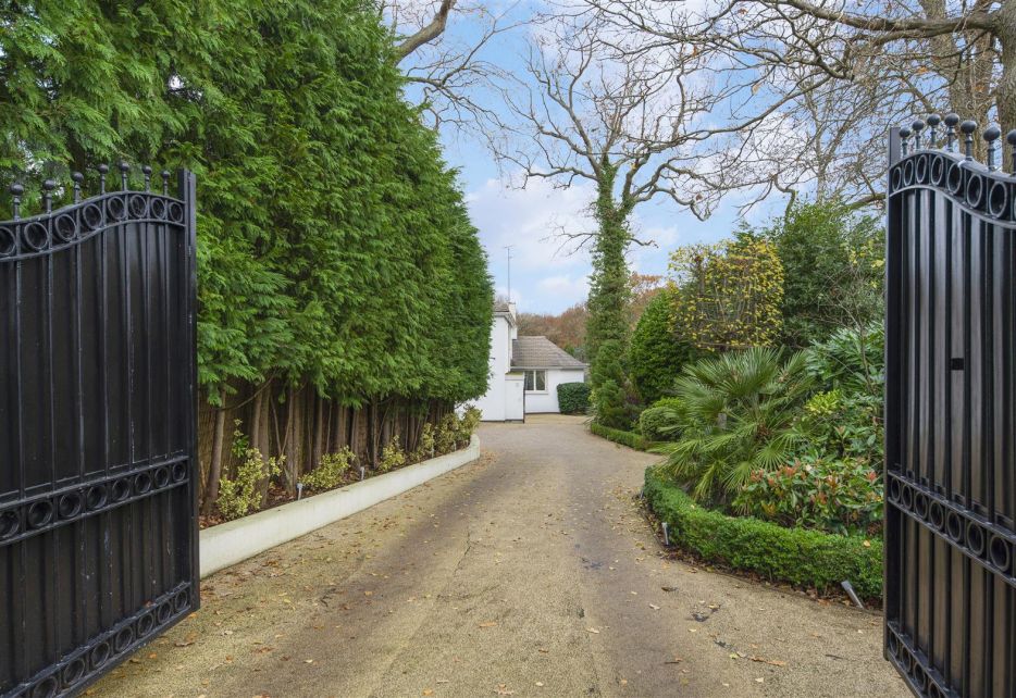 Coombe Hill Road, Kingston Upon Thames, KT2