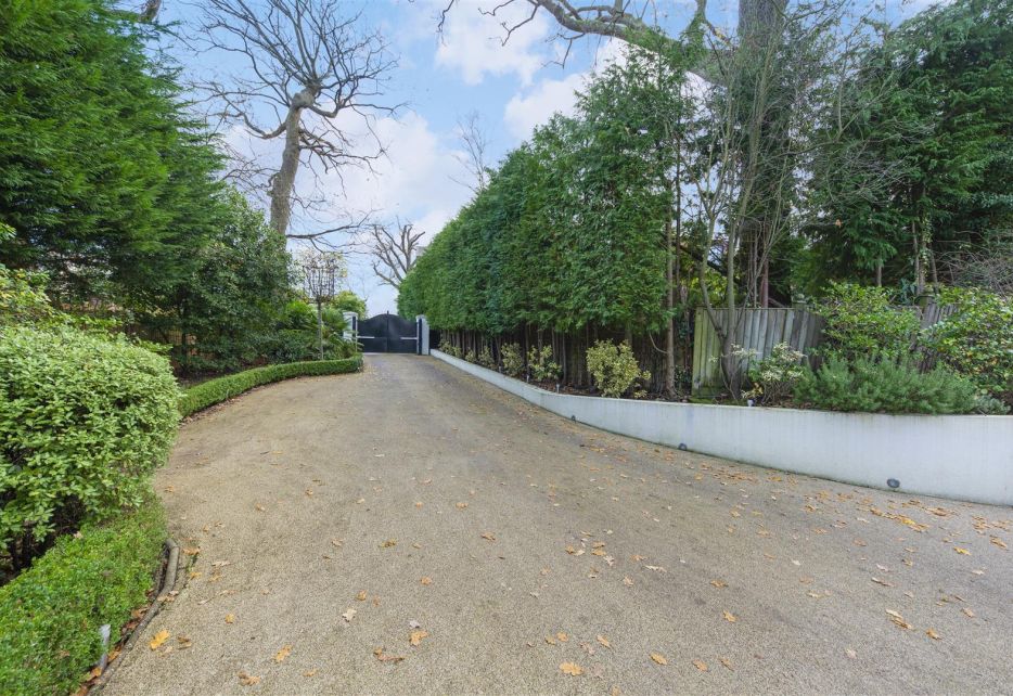 Coombe Hill Road, Kingston Upon Thames, KT2