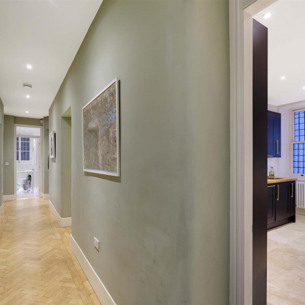 Palace Gate Mansions