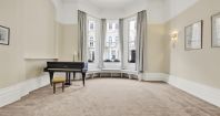 De Vere Gardens, South Kesington, W8