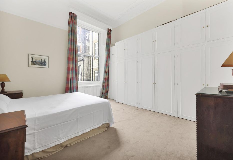 De Vere Gardens, South Kesington, W8