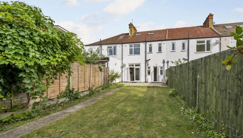 Bushey Road, Raynes Park, SW20