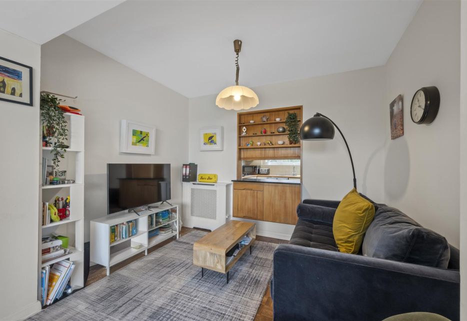 Cottenham Drive, West Wimbledon, SW20