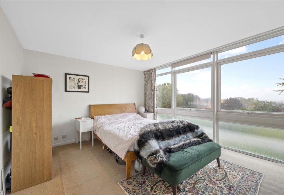 Cottenham Drive, West Wimbledon, SW20