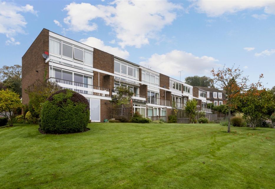 Cottenham Drive, West Wimbledon, SW20