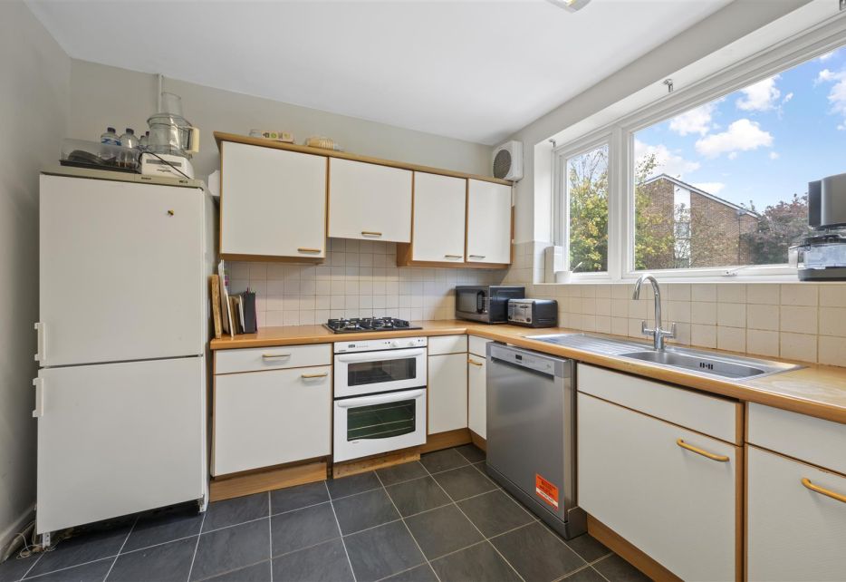 Cottenham Drive, West Wimbledon, SW20