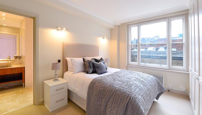 Mayfair, London W1J