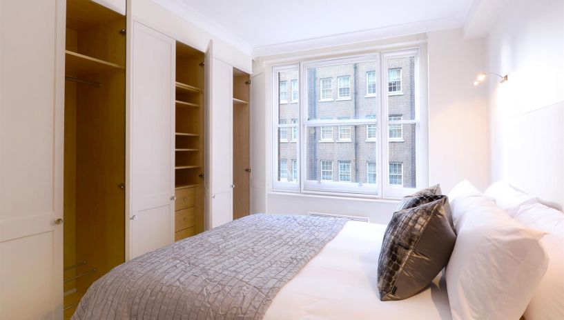 Mayfair, London W1J