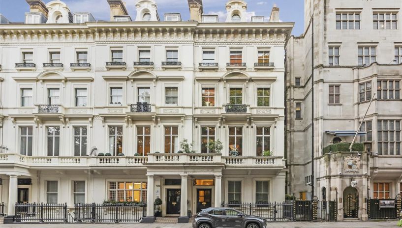 Palace Gate, Kensington, W8
