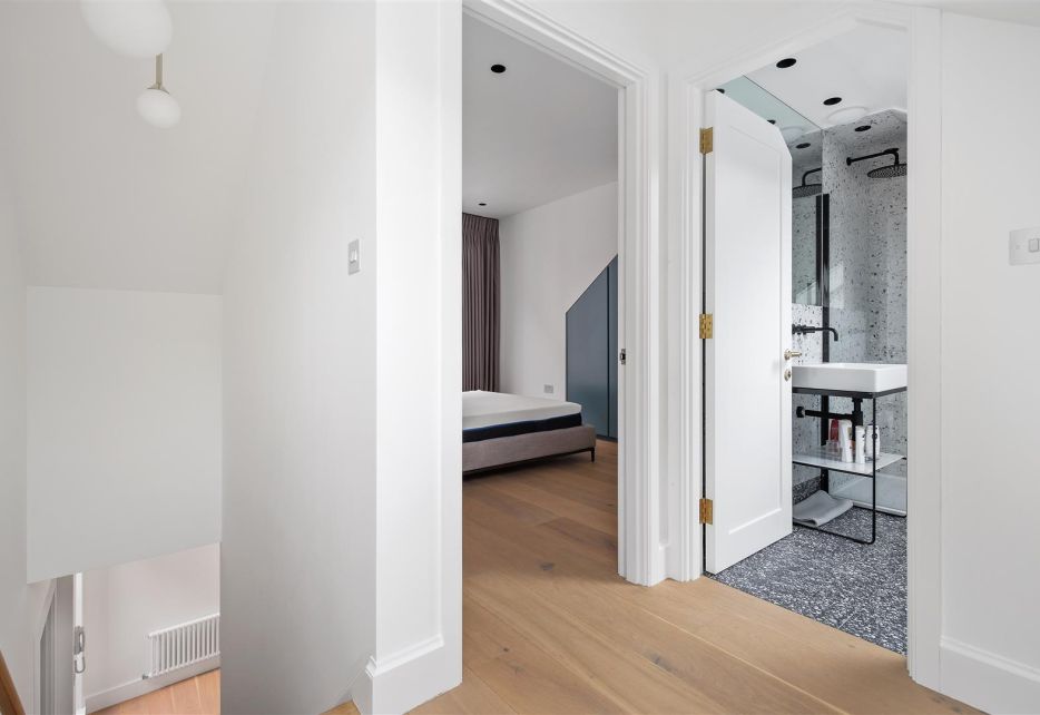 Elvaston Mews, South Kensington, SW7