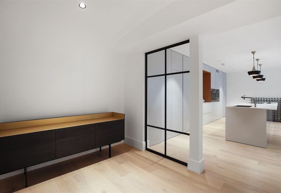 Elvaston Mews, South Kensington, SW7