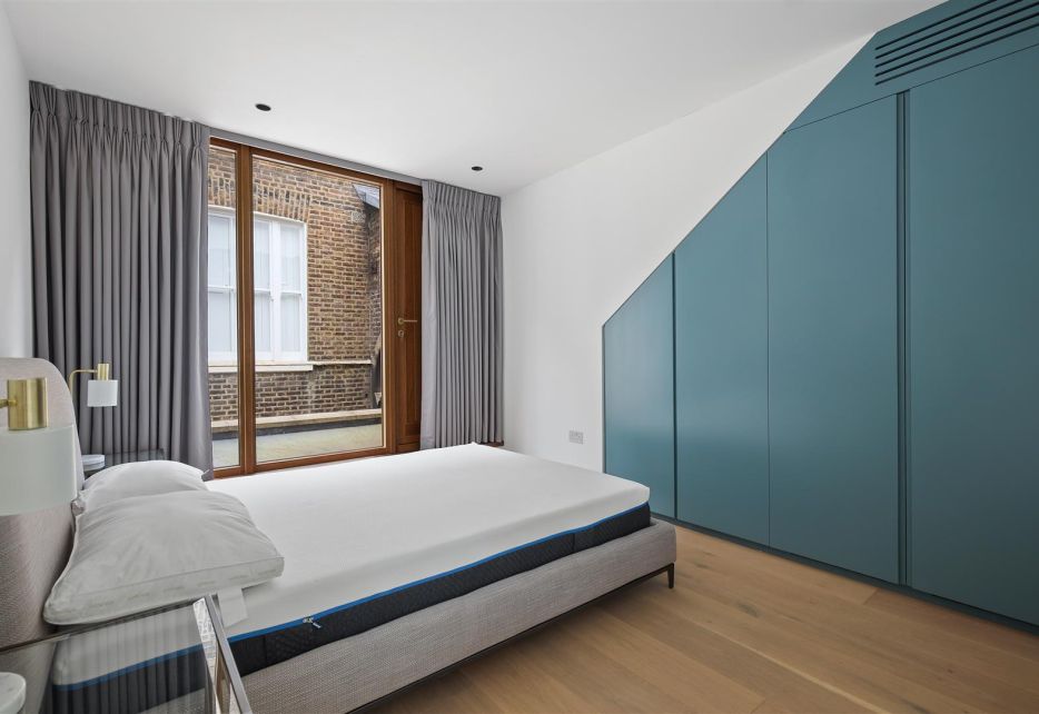 Elvaston Mews, South Kensington, SW7