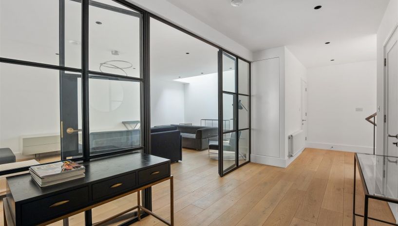 Elvaston Mews, South Kensington, SW7