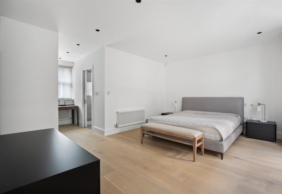 Elvaston Mews, South Kensington, SW7