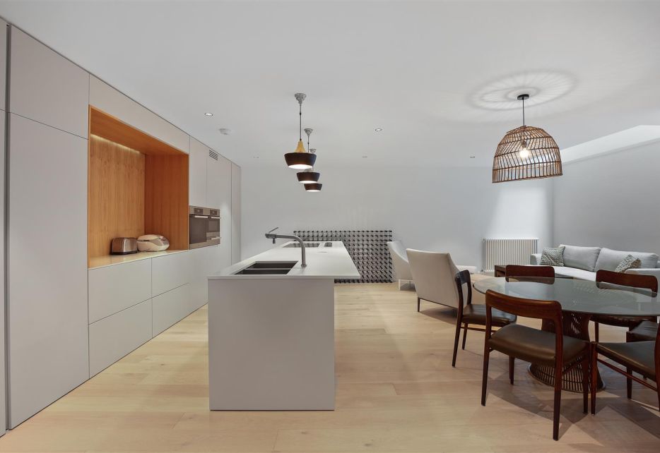 Elvaston Mews, South Kensington, SW7