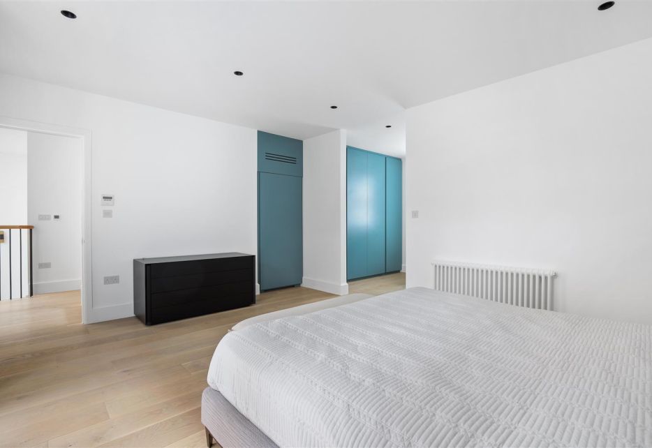 Elvaston Mews, South Kensington, SW7
