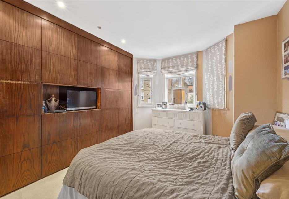 Strachan Place, Wimbledon, SW19