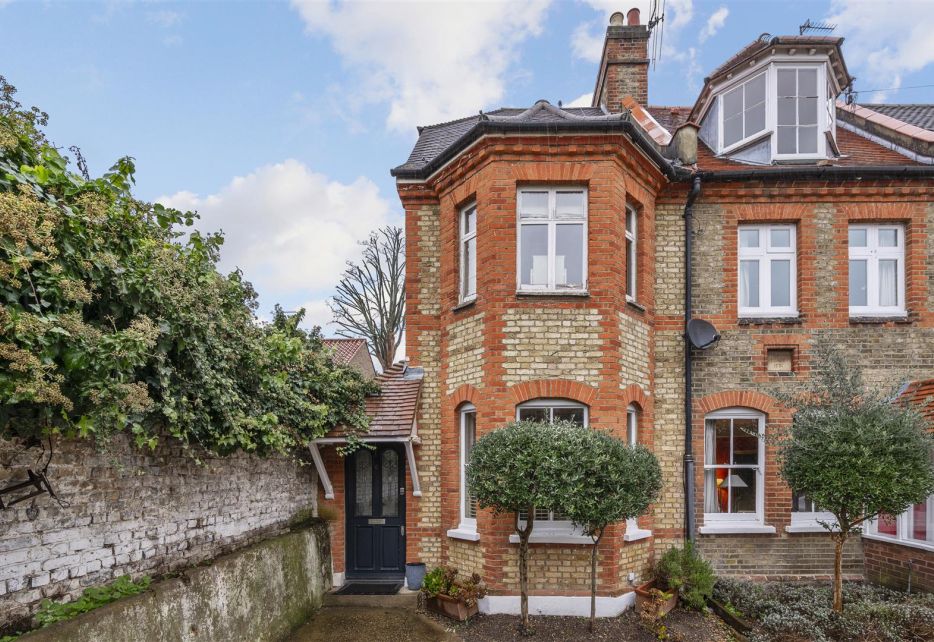 Strachan Place, Wimbledon, SW19