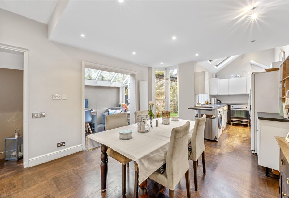 Strachan Place, Wimbledon, SW19