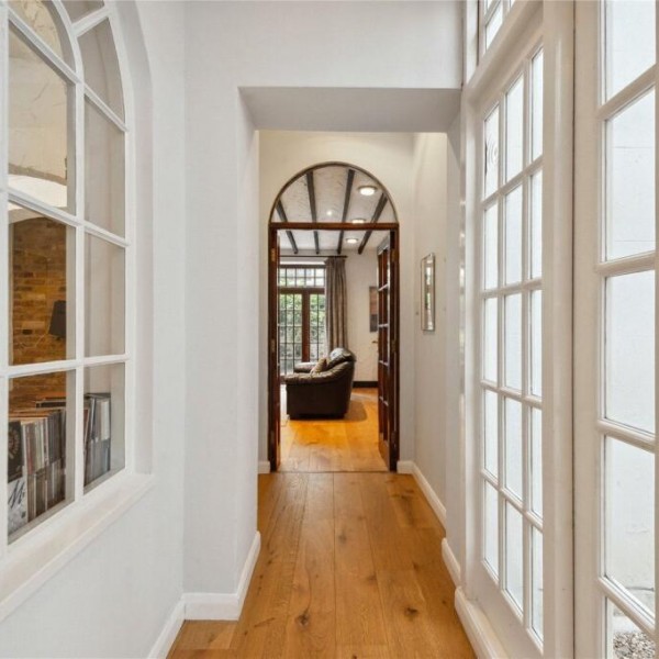 Queen's Gate Gardens