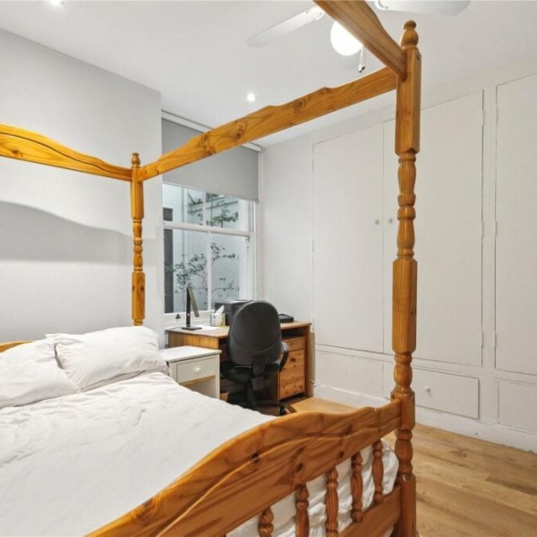 Queen's Gate Gardens