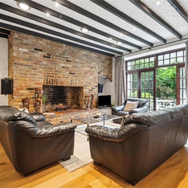 Queen's Gate Gardens