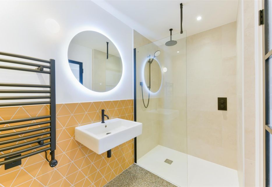 Southridge Place, Wimbledon, SW20