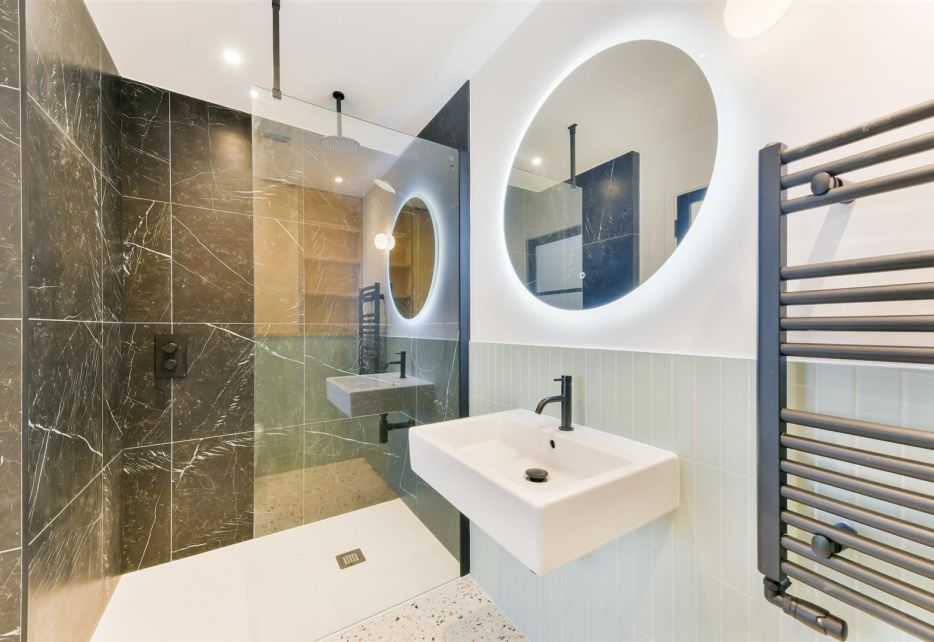 Southridge Place, Wimbledon, SW20