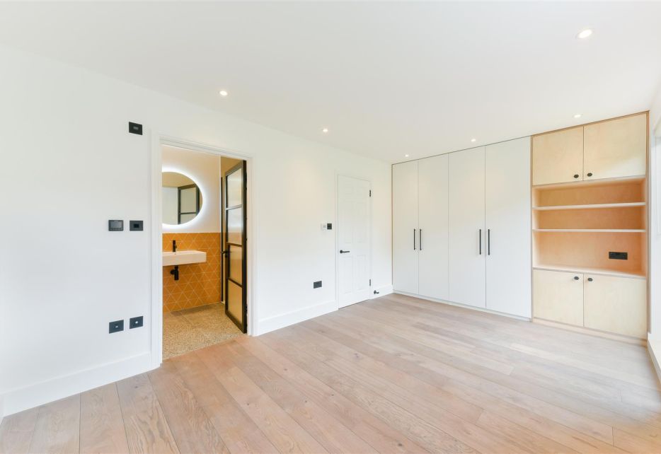 Southridge Place, Wimbledon, SW20