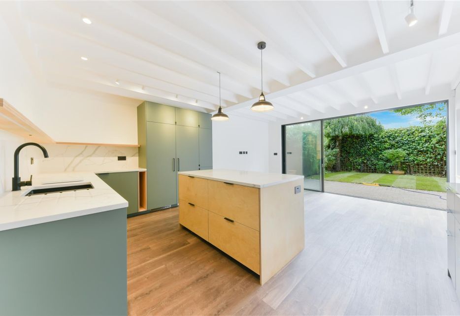 Southridge Place, Wimbledon, SW20