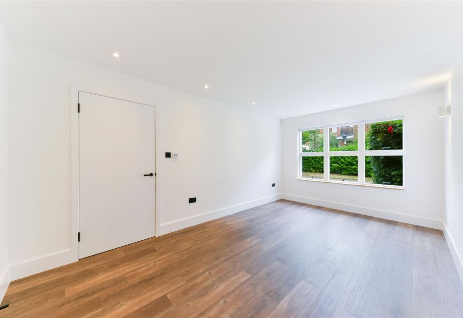 Southridge Place, Wimbledon, SW20