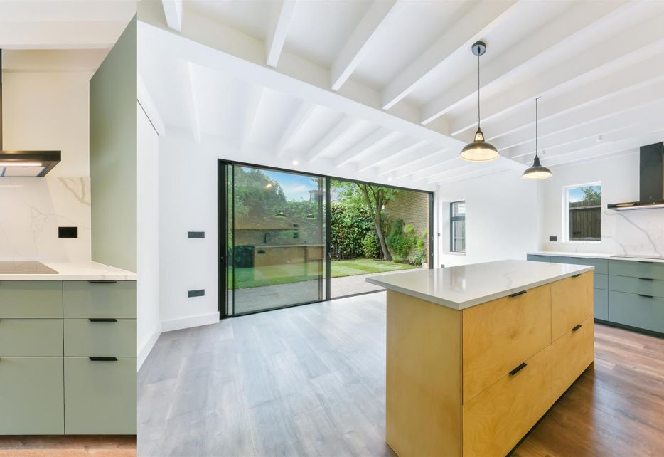 Southridge Place, Wimbledon, SW20