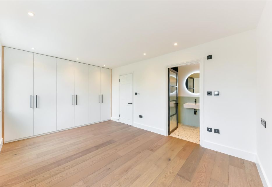 Southridge Place, Wimbledon, SW20