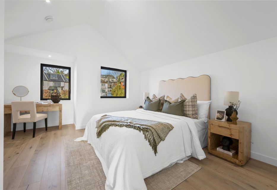 Cottenham Park Road, Wimbledon, SW20