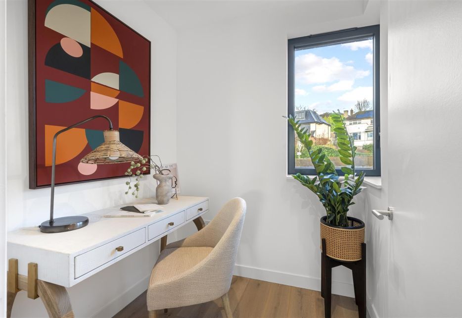 Cottenham Park Road, Wimbledon, SW20