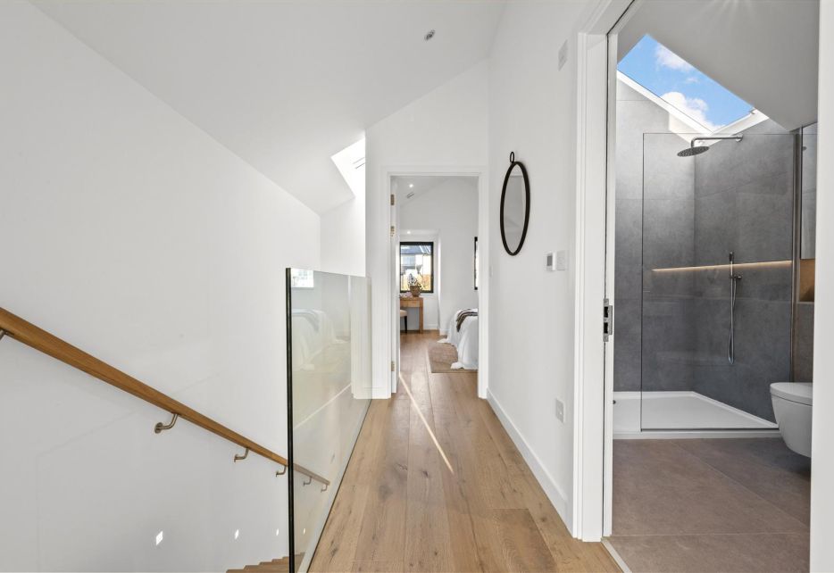 Cottenham Park Road, Wimbledon, SW20