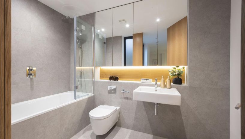 Cottenham Park Road, Wimbledon, SW20