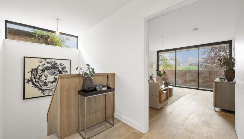 Cottenham Park Road, Wimbledon, SW20