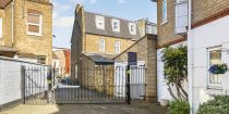 Alba Mews, Southfields, SW18