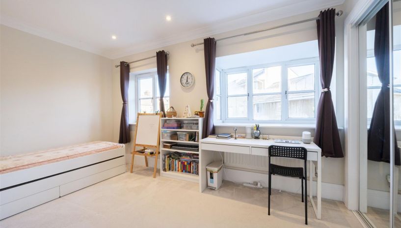 Alba Mews, Southfields, SW18
