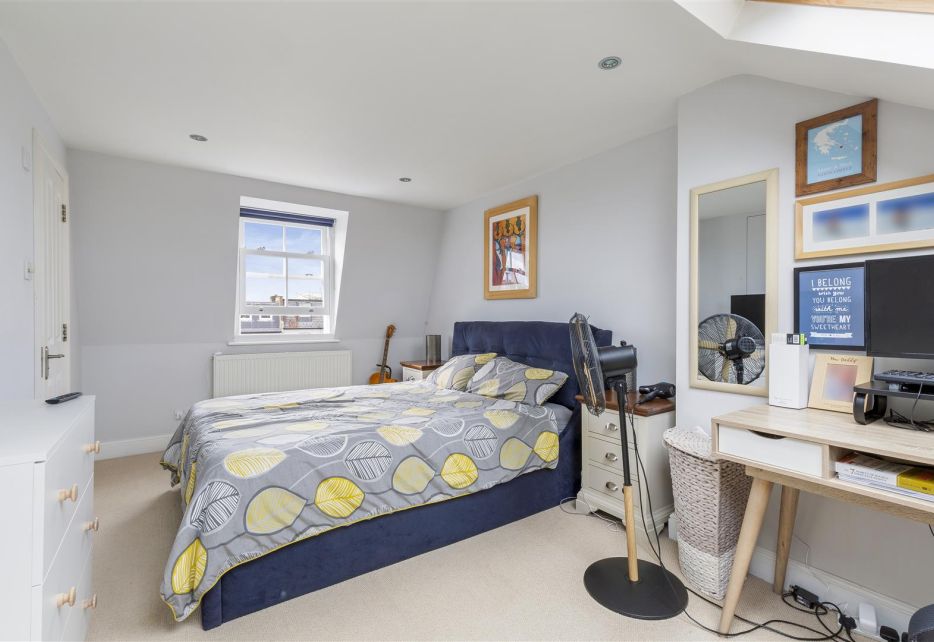 Tolverne Road, West Wimbledon, SW20