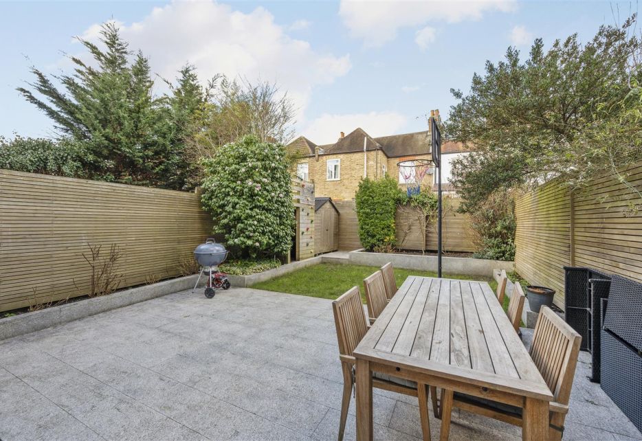 Southdown Road, Wimbledon, SW20