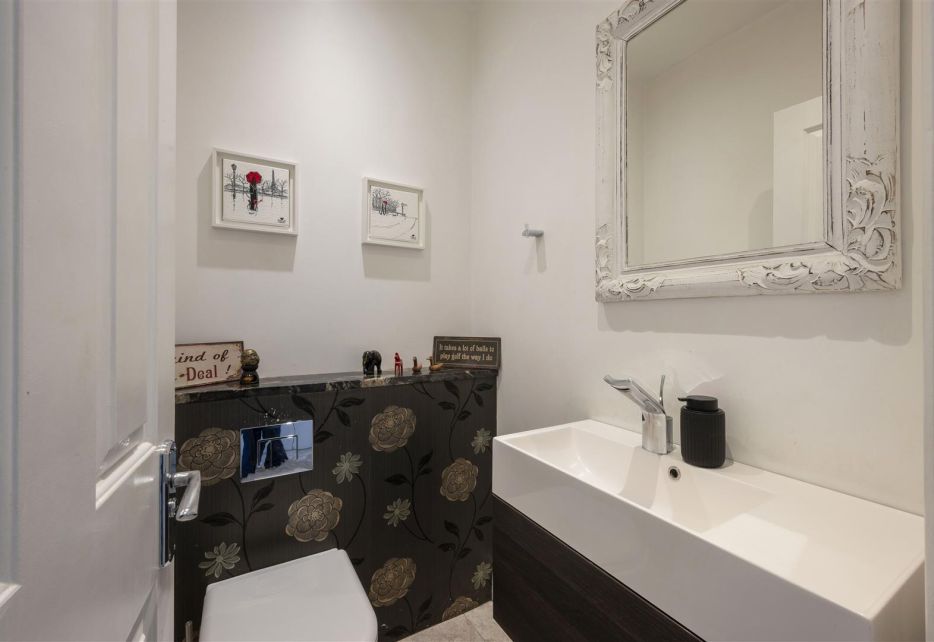 Southdown Road, Wimbledon, SW20