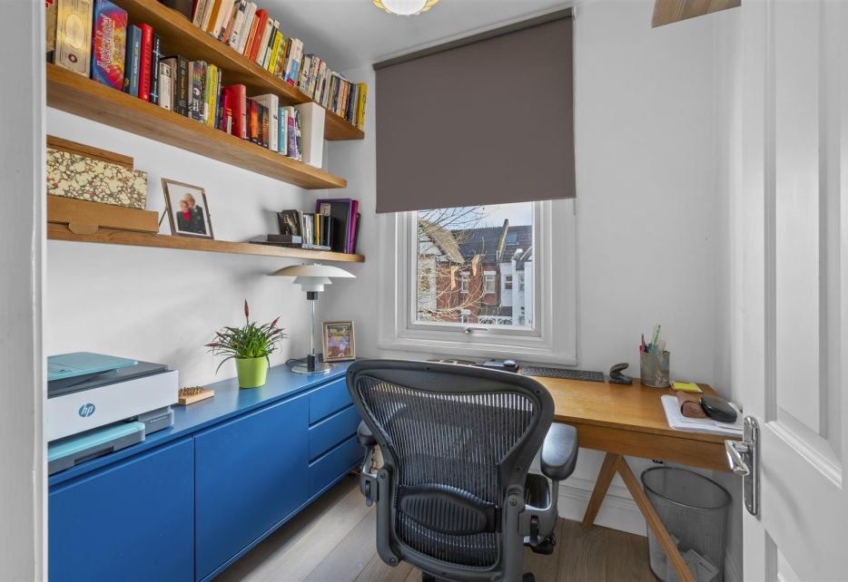 Southdown Road, Wimbledon, SW20