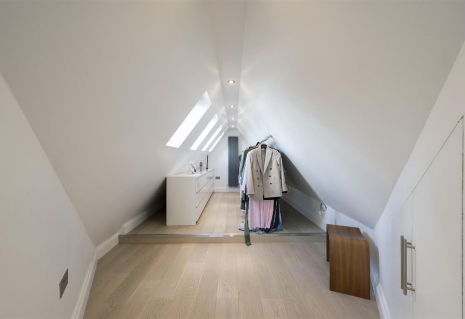 Southdown Road, Wimbledon, SW20