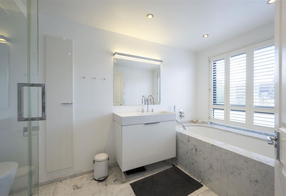 Southdown Road, Wimbledon, SW20