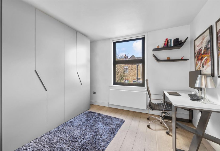 Southdown Road, Wimbledon, SW20