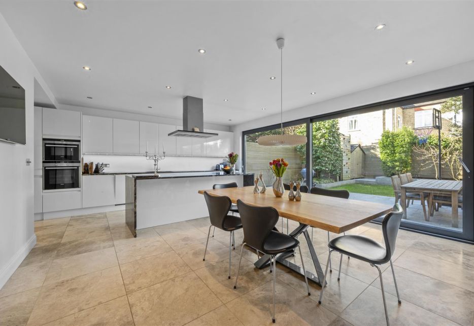 Southdown Road, Wimbledon, SW20