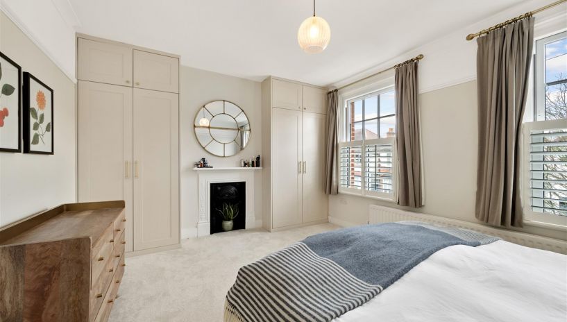 Chestnut Road, Raynes Park, SW20